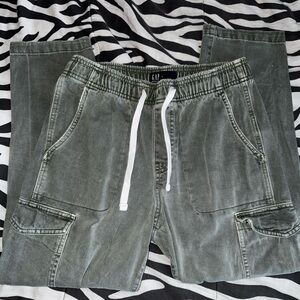 GAP women’s Green Cargo Pants with Drawstring